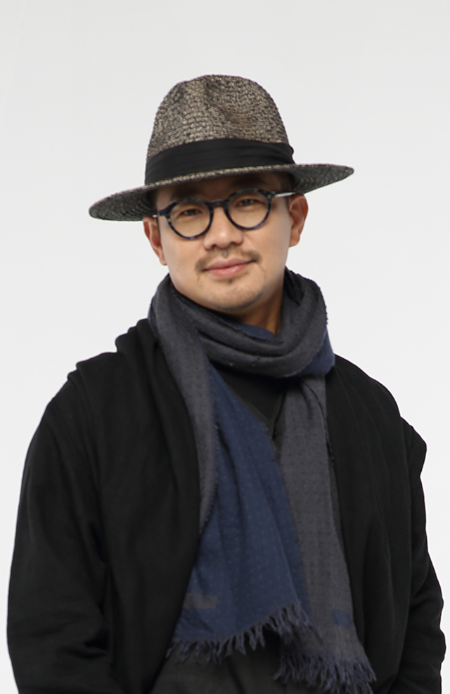 設(shè)計(jì)師李益中.jpg